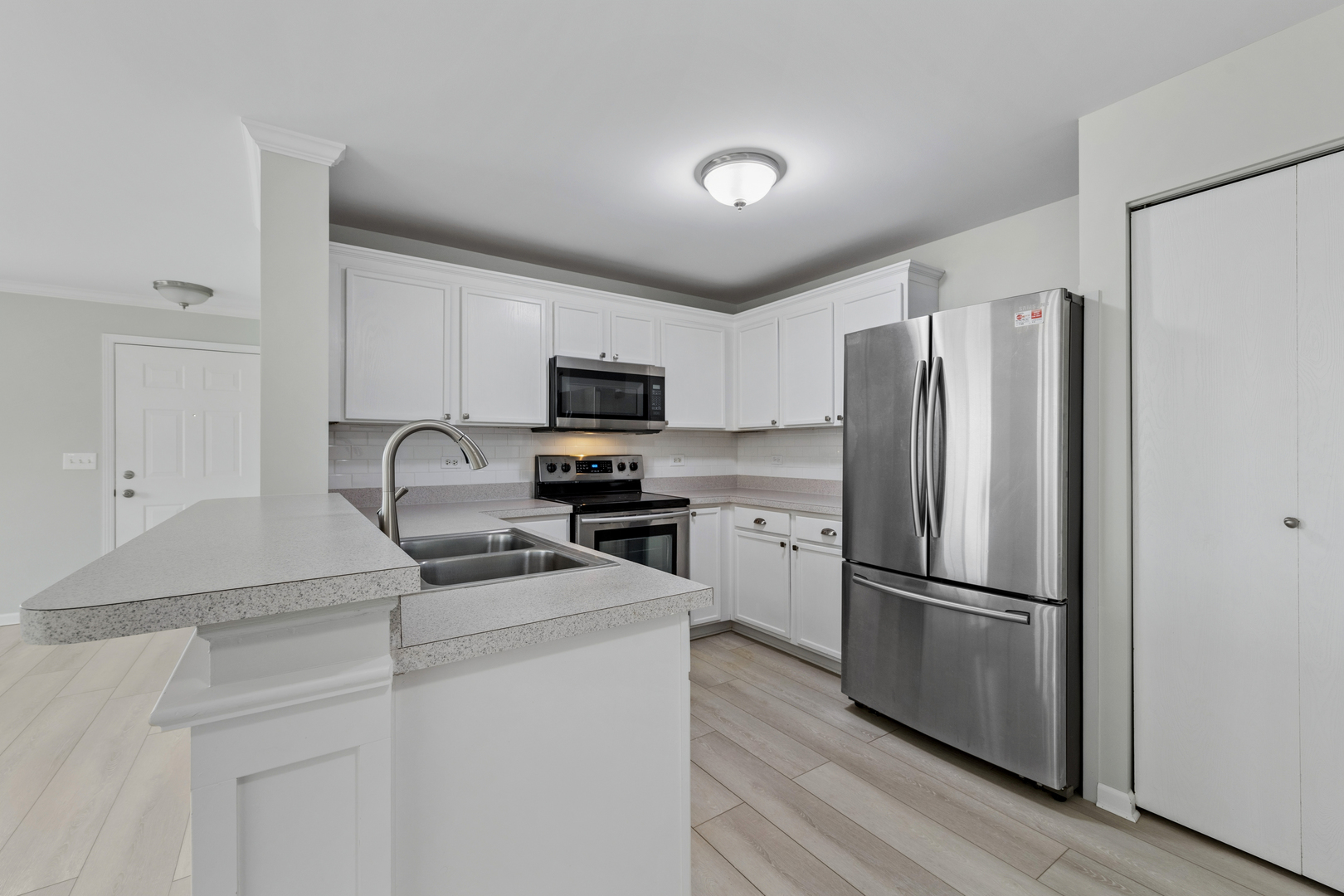 1009 Silverstone Drive Unit: 1009