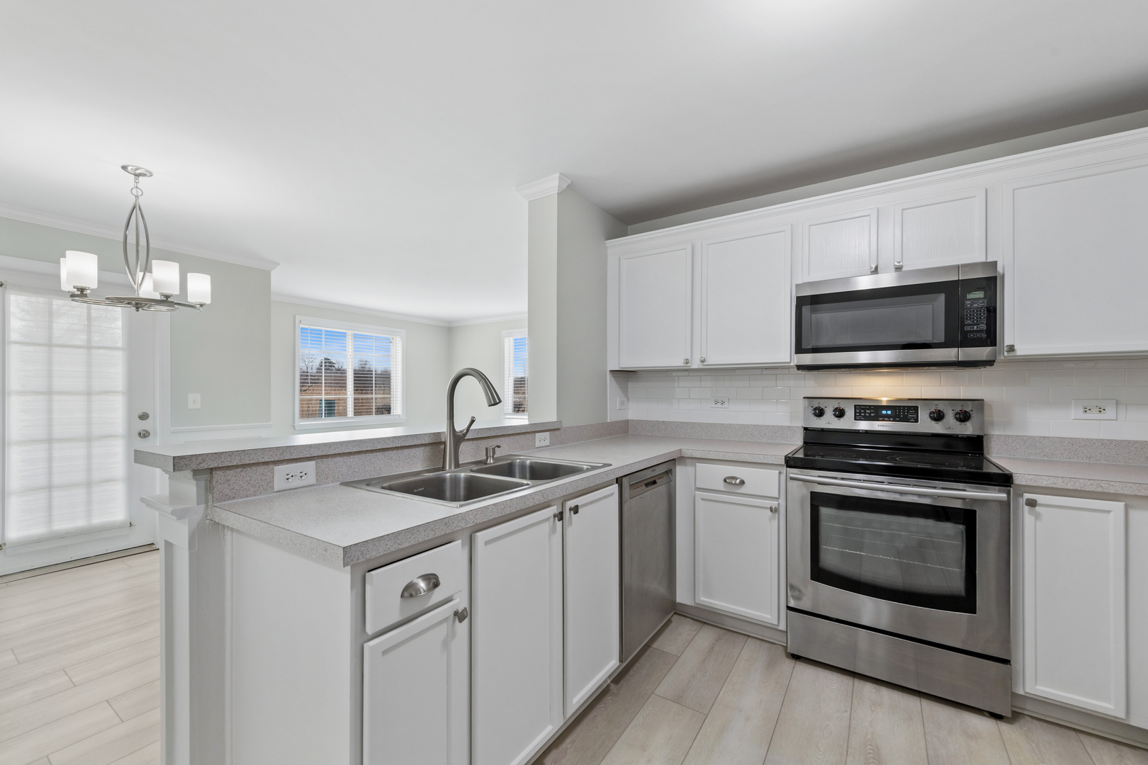 1009 Silverstone Drive Unit: 1009
