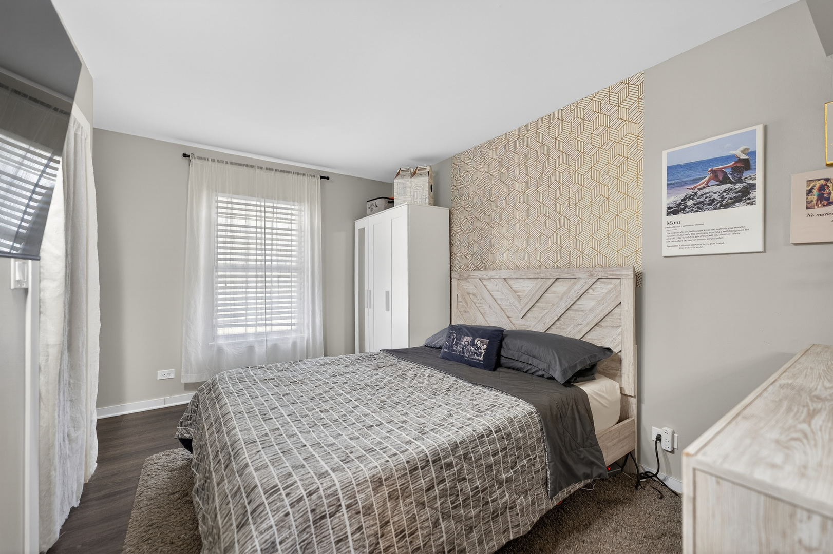 3001 Middlebury Court E