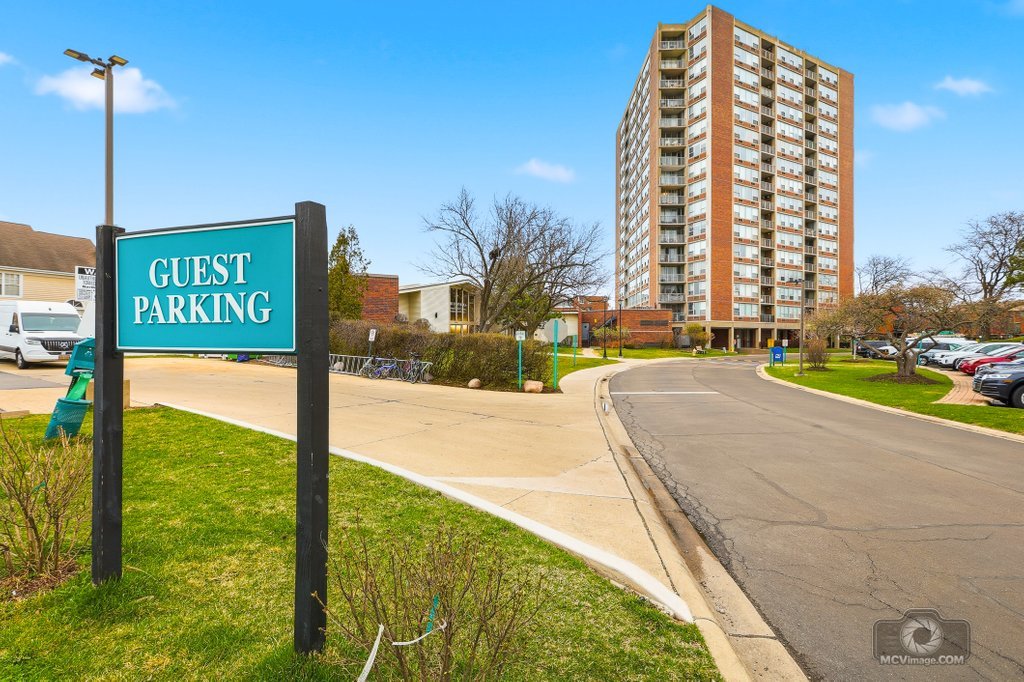 3925 Triumvera Drive Unit: 10B
