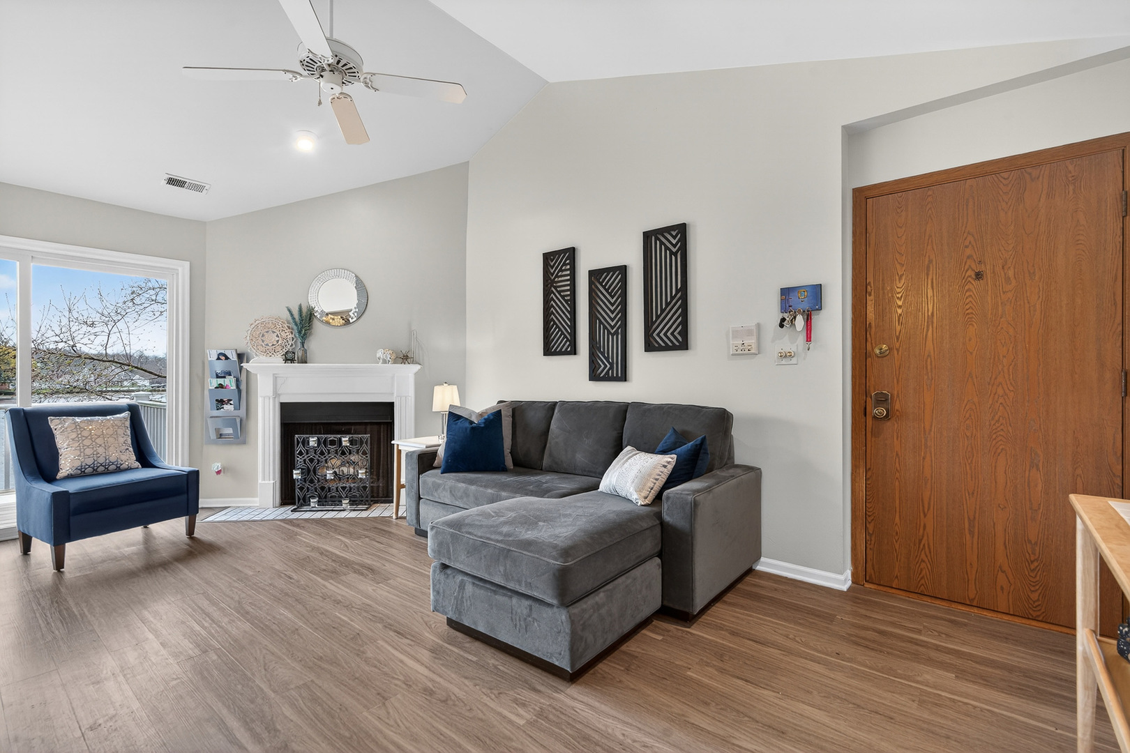 0N132 Ennerdale Lane Unit: 1407