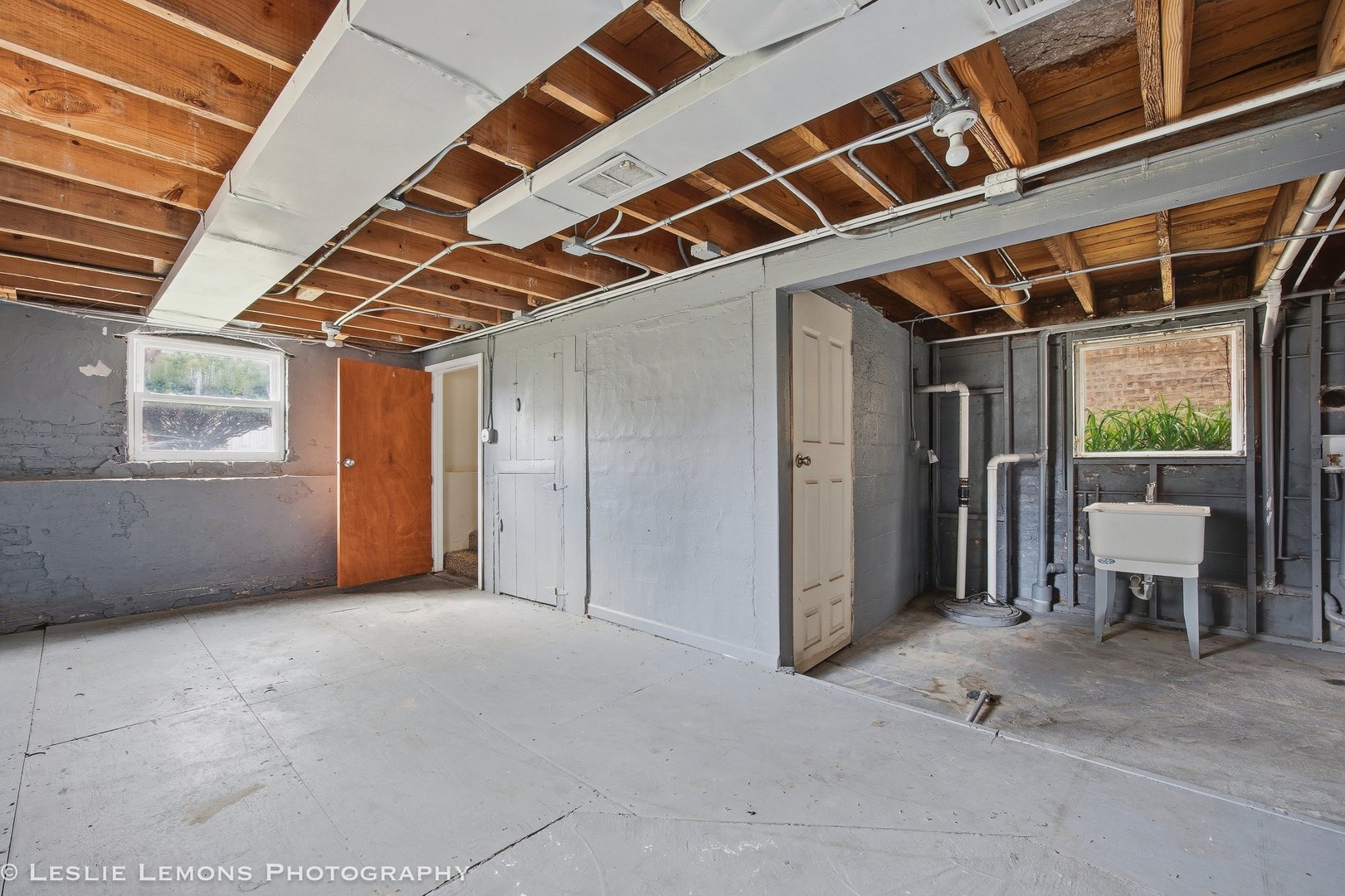3820 Wesley Avenue