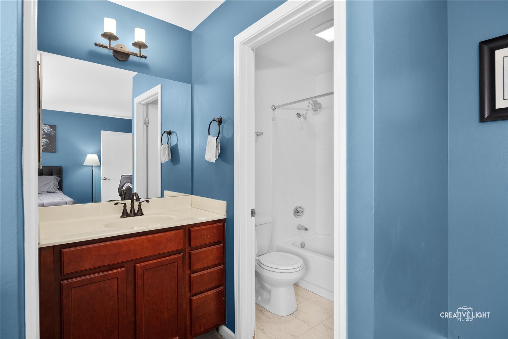 120 Glengarry Drive Unit: 212