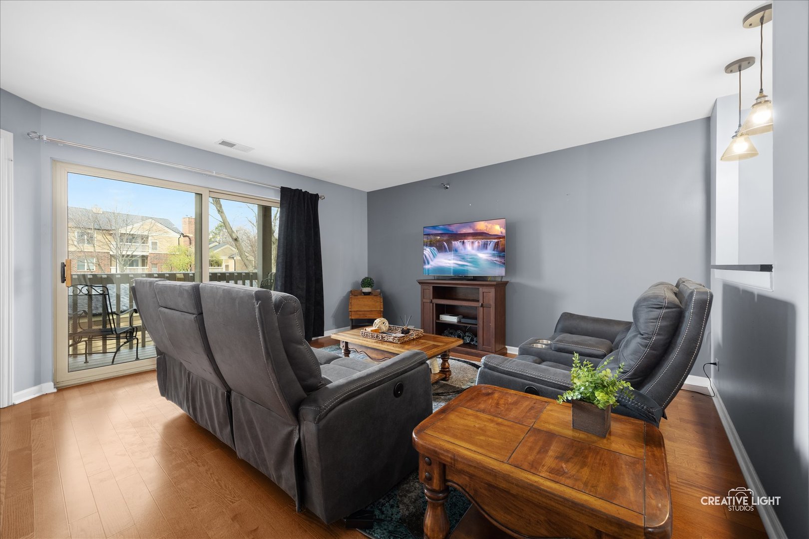 120 Glengarry Drive Unit: 212