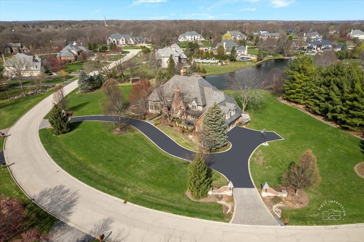 36W442 Hunters Gate Road