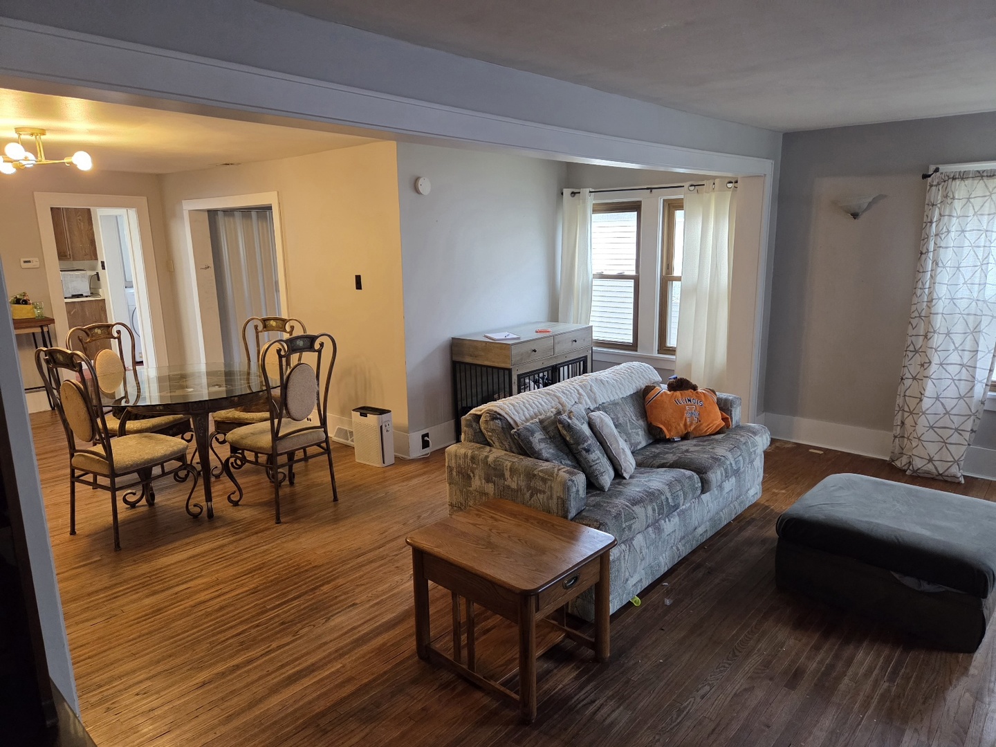 124 E 4th Street
