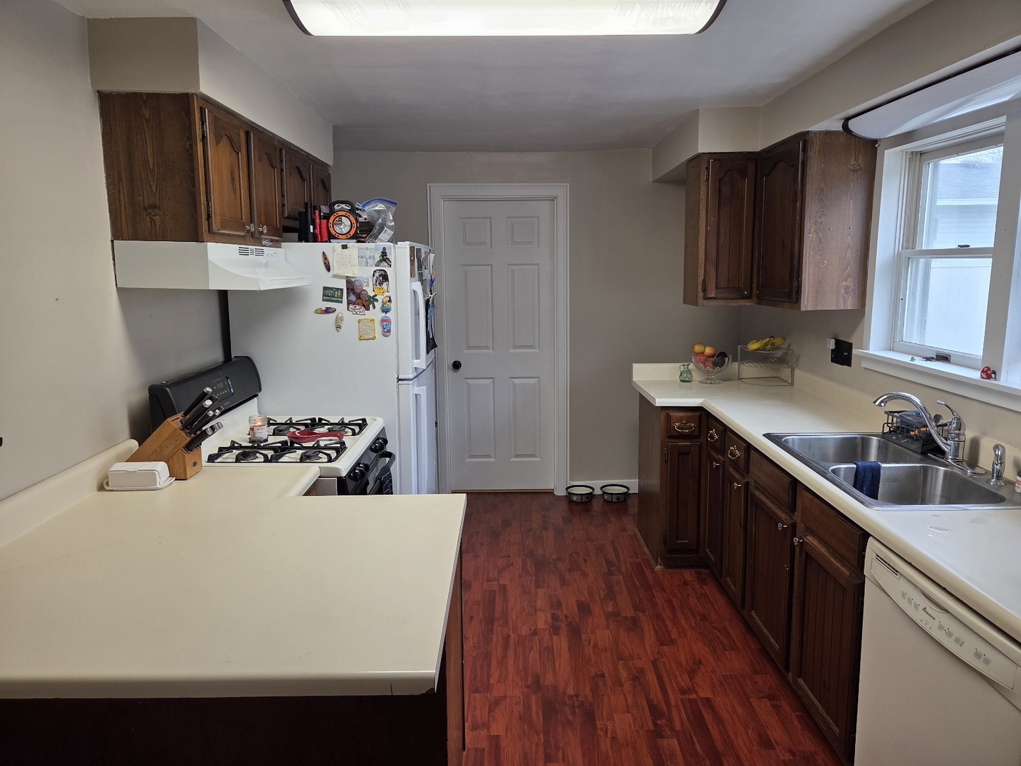 124 E 4th Street