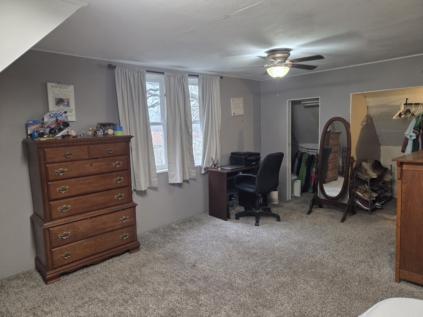 124 E 4th Street