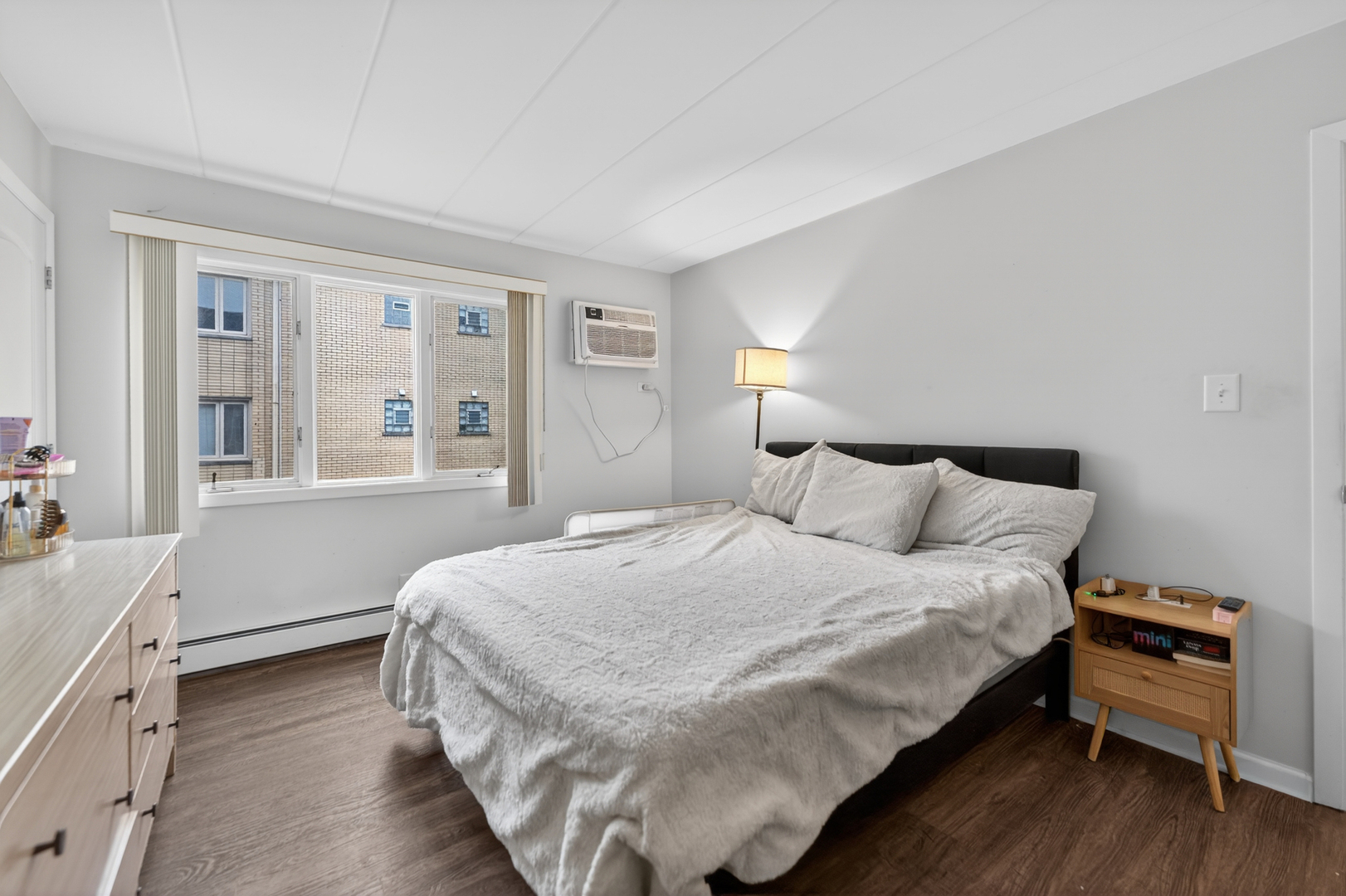 9620 S Kedvale Avenue Unit: 101