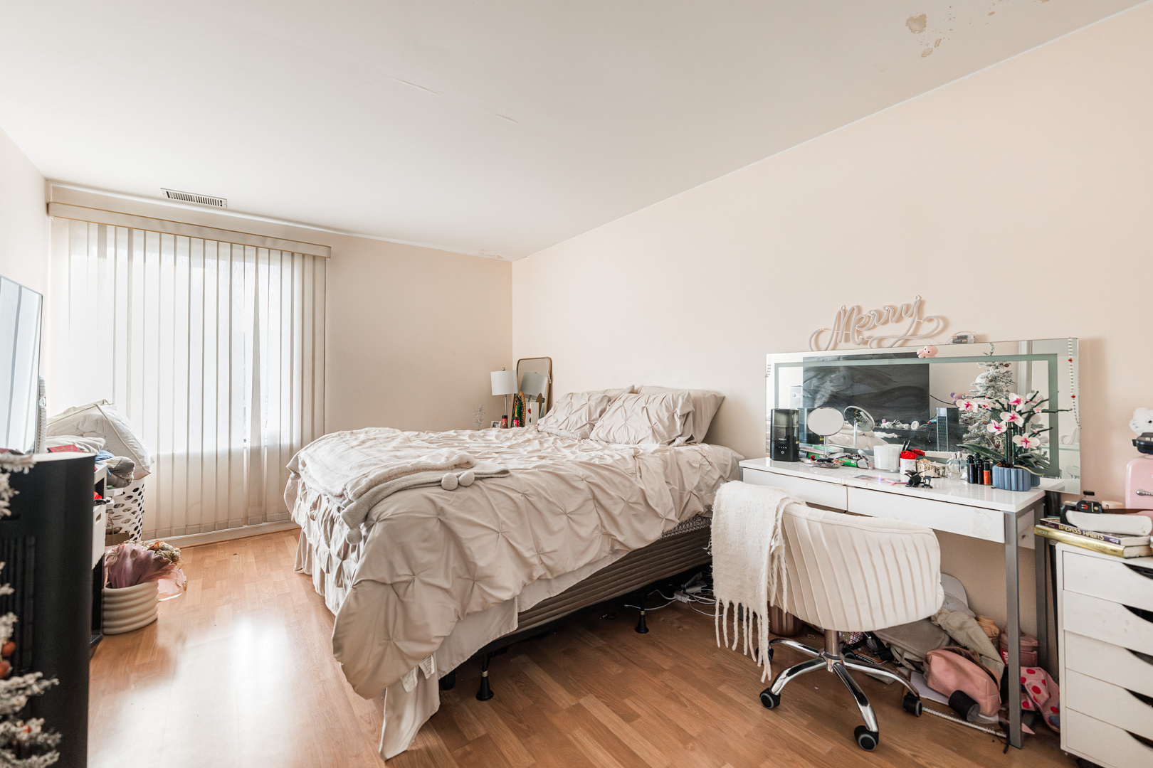 420 Walnut Creek Lane Unit: 3508