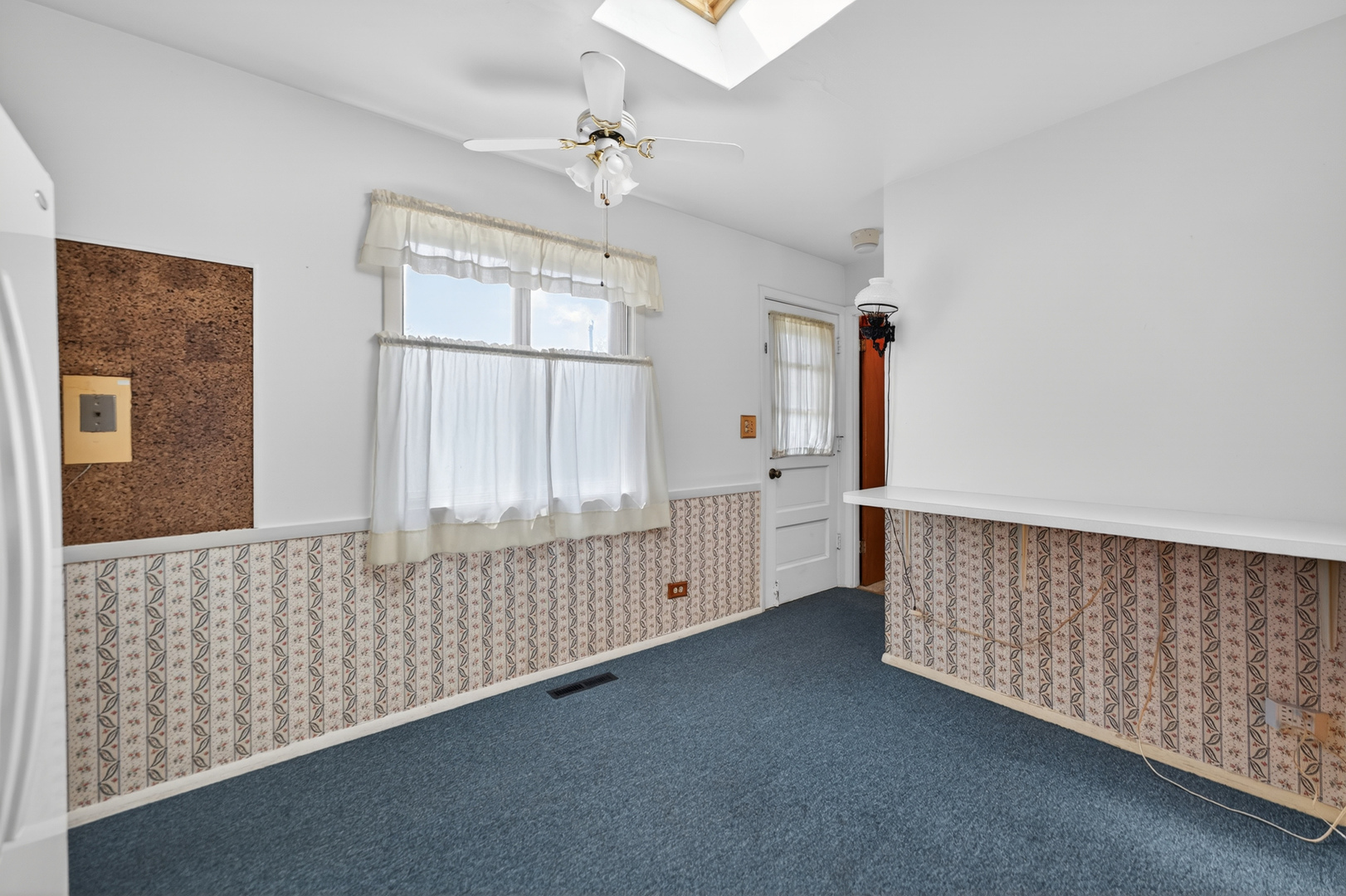 30w241 Claymore Lane