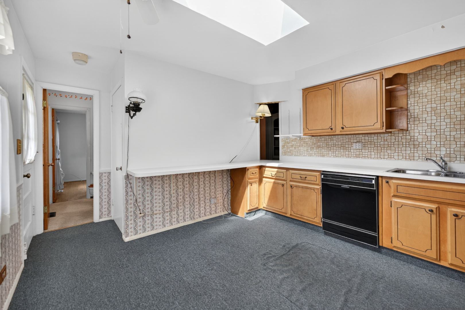 30w241 Claymore Lane