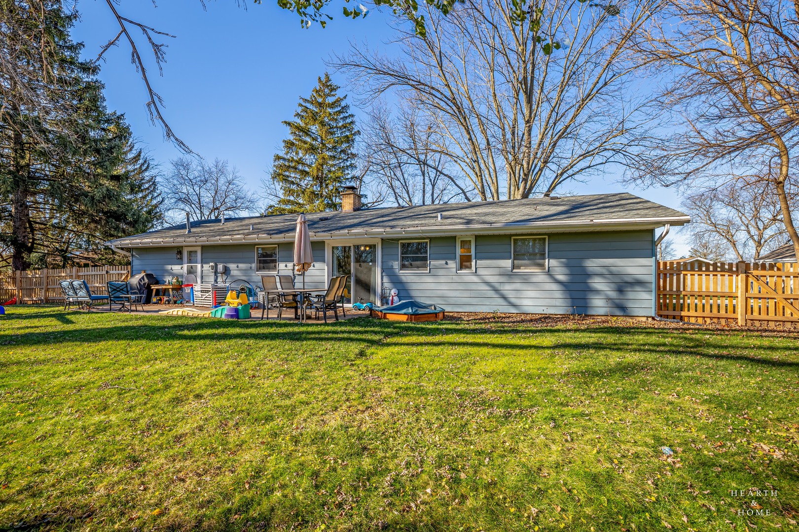 125 Weymouth Court