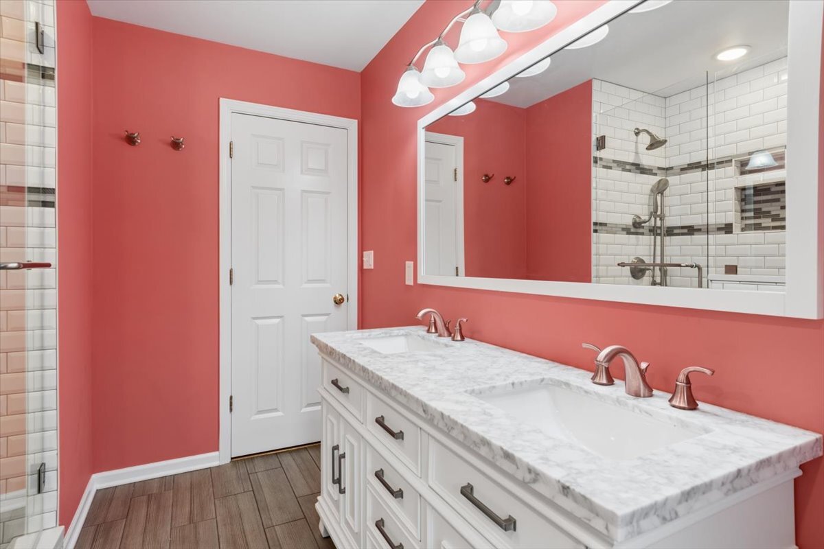 1232 Laurel Lane