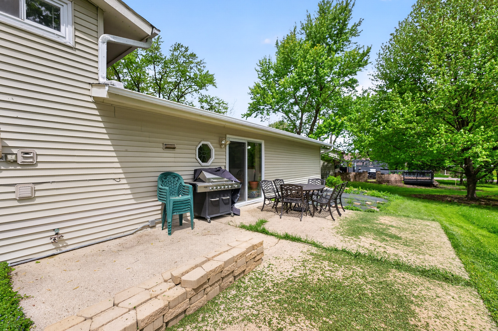 849 Hemlock Drive