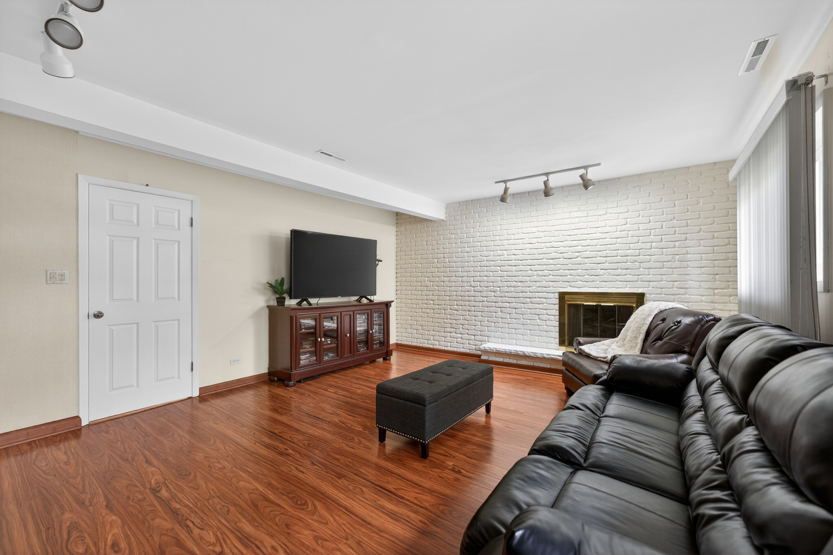 849 Hemlock Drive