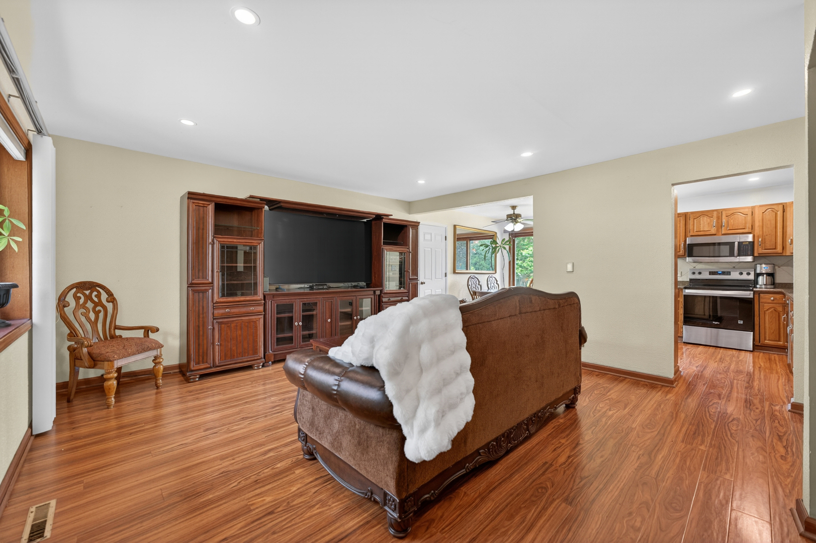 849 Hemlock Drive