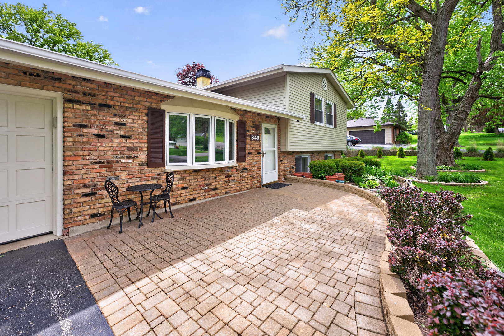849 Hemlock Drive