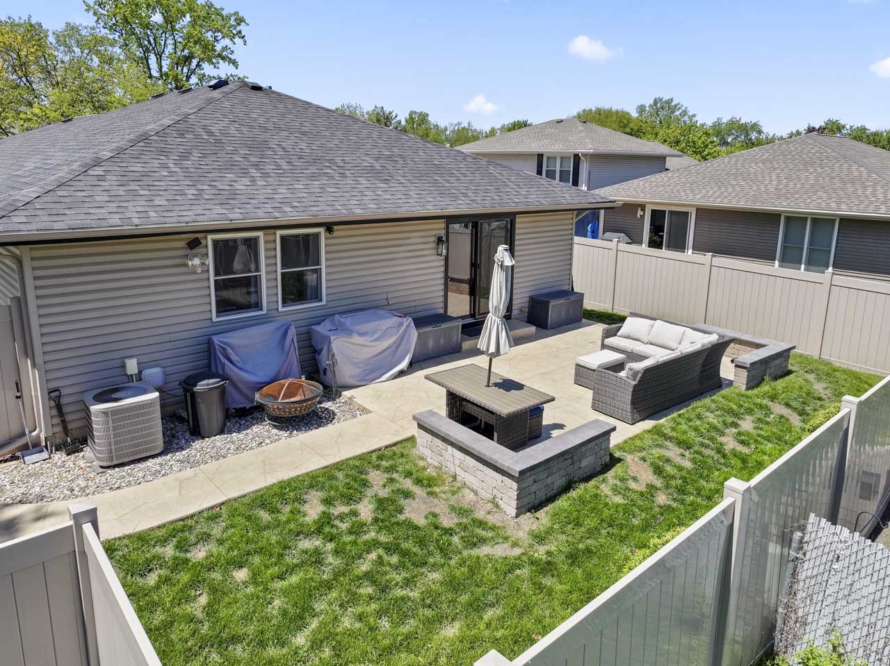 1041 Fulton Drive