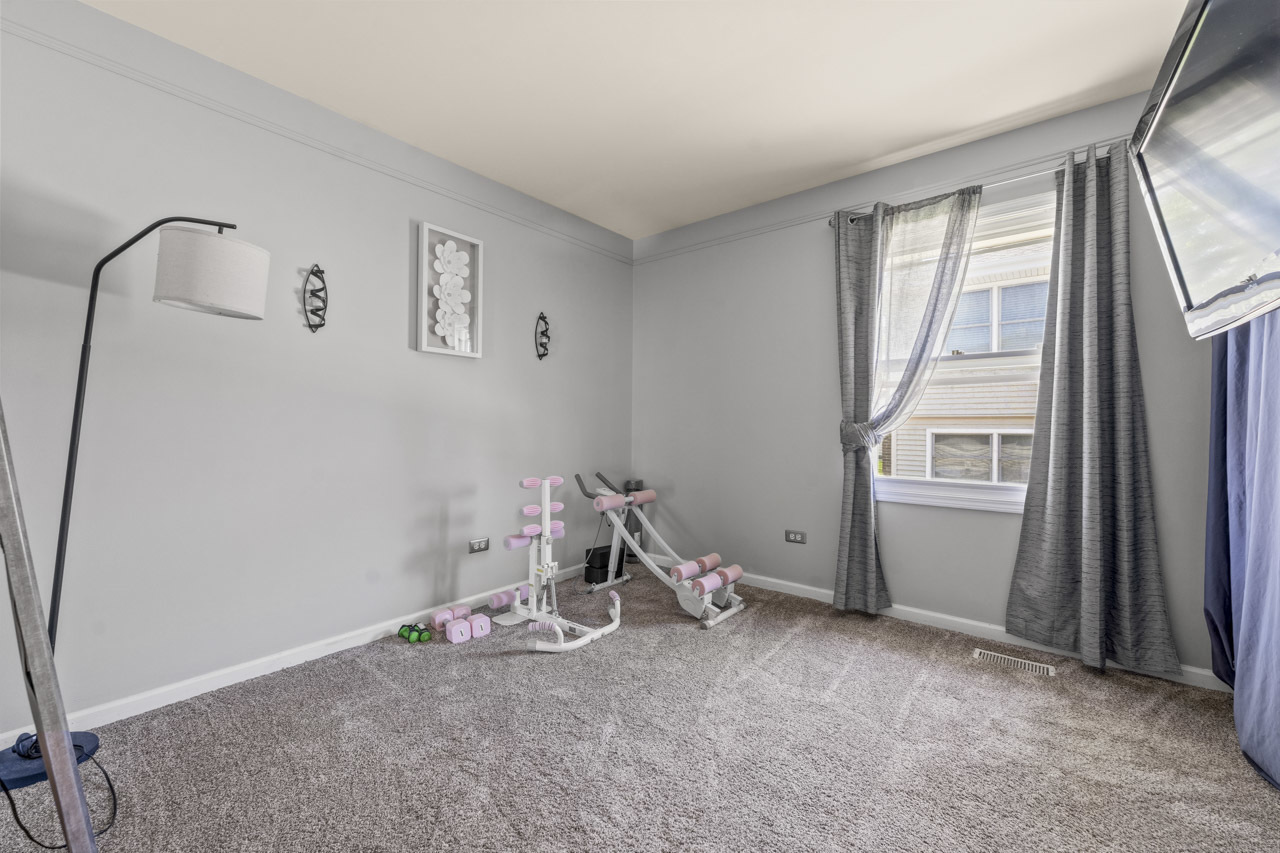 1041 Fulton Drive