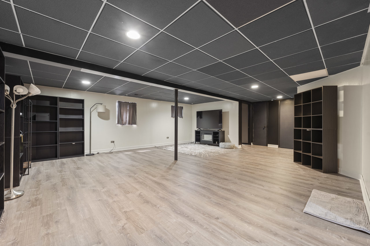 1041 Fulton Drive