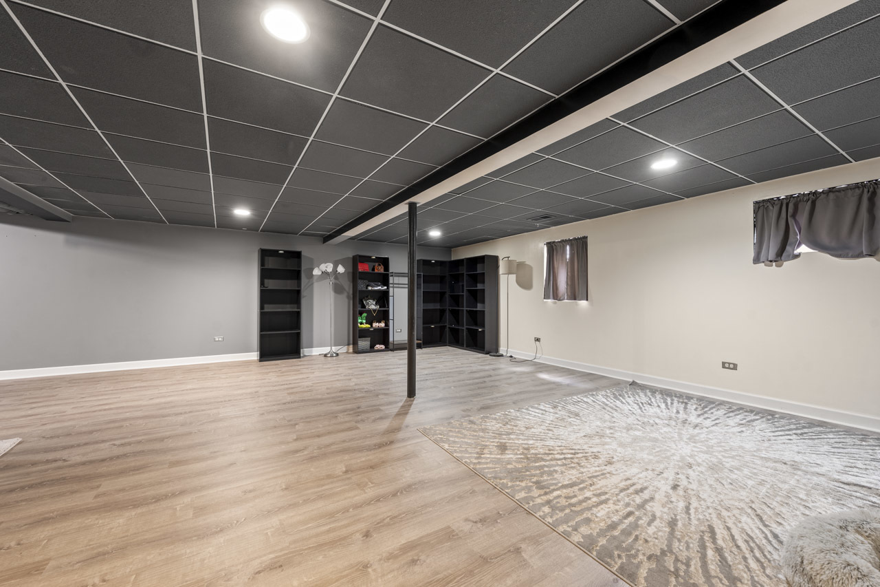 1041 Fulton Drive