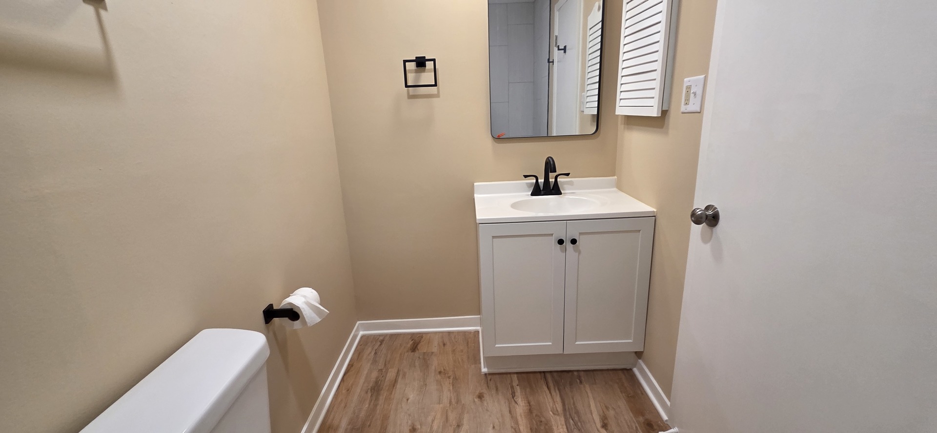 1751 Plymouth Court Unit: B