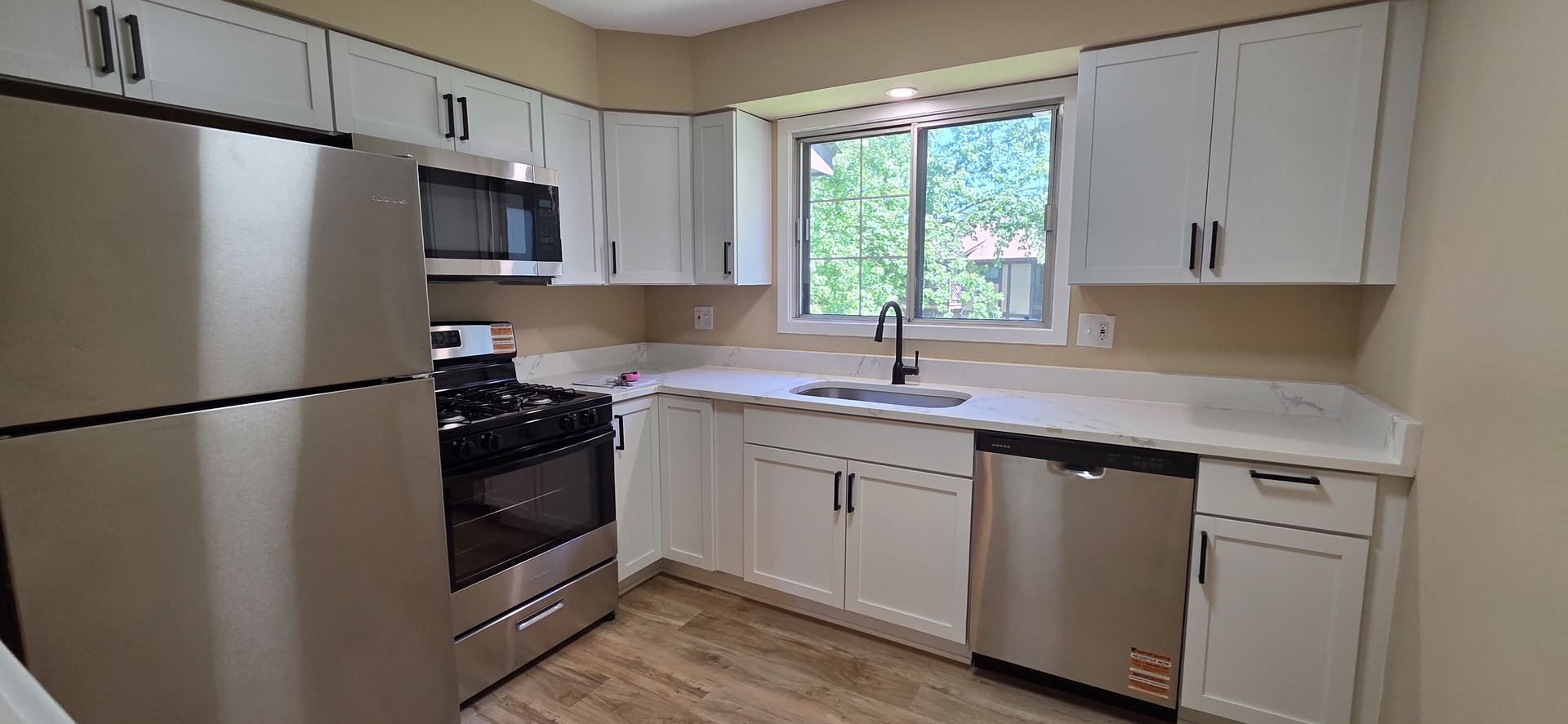 1751 Plymouth Court Unit: B