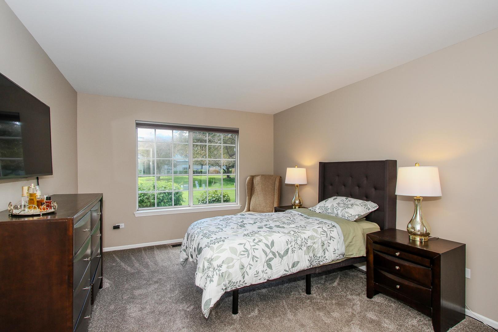 446 Cromwell Circle Unit: 1