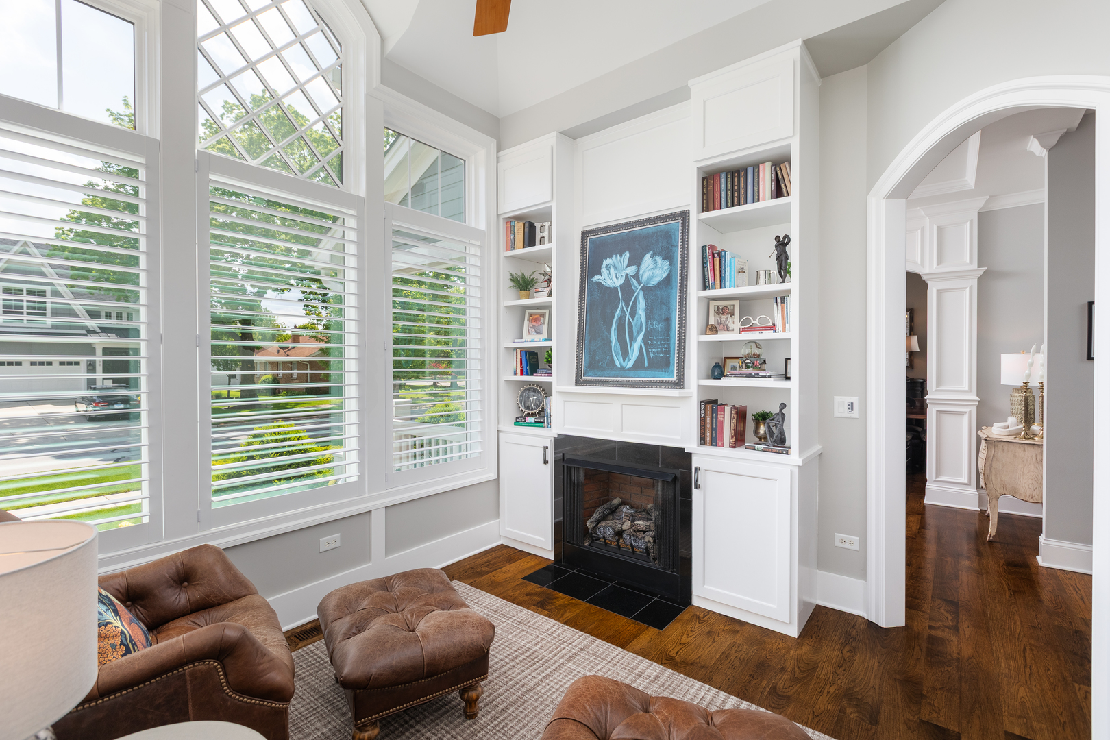 529 W Benton Avenue