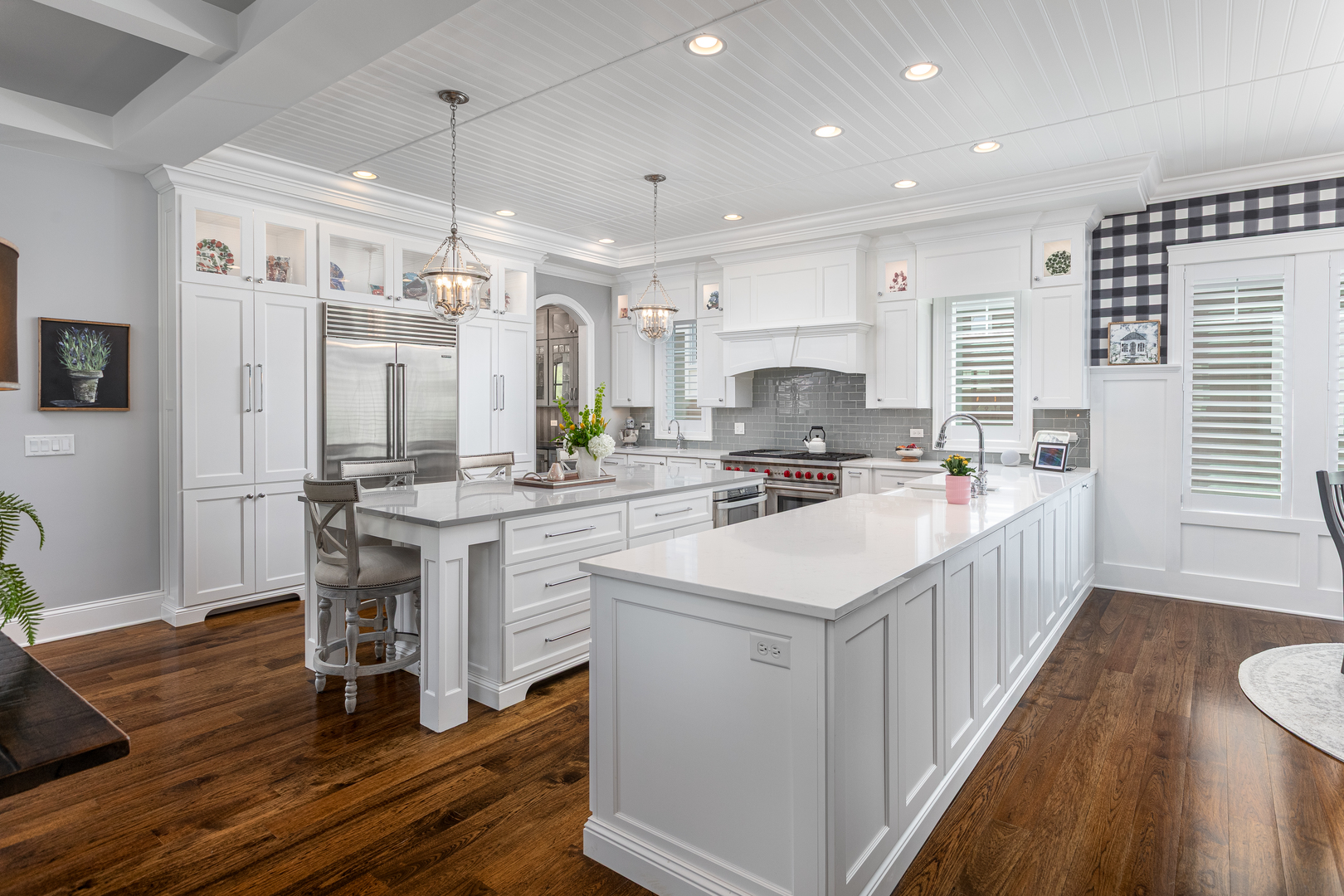 529 W Benton Avenue