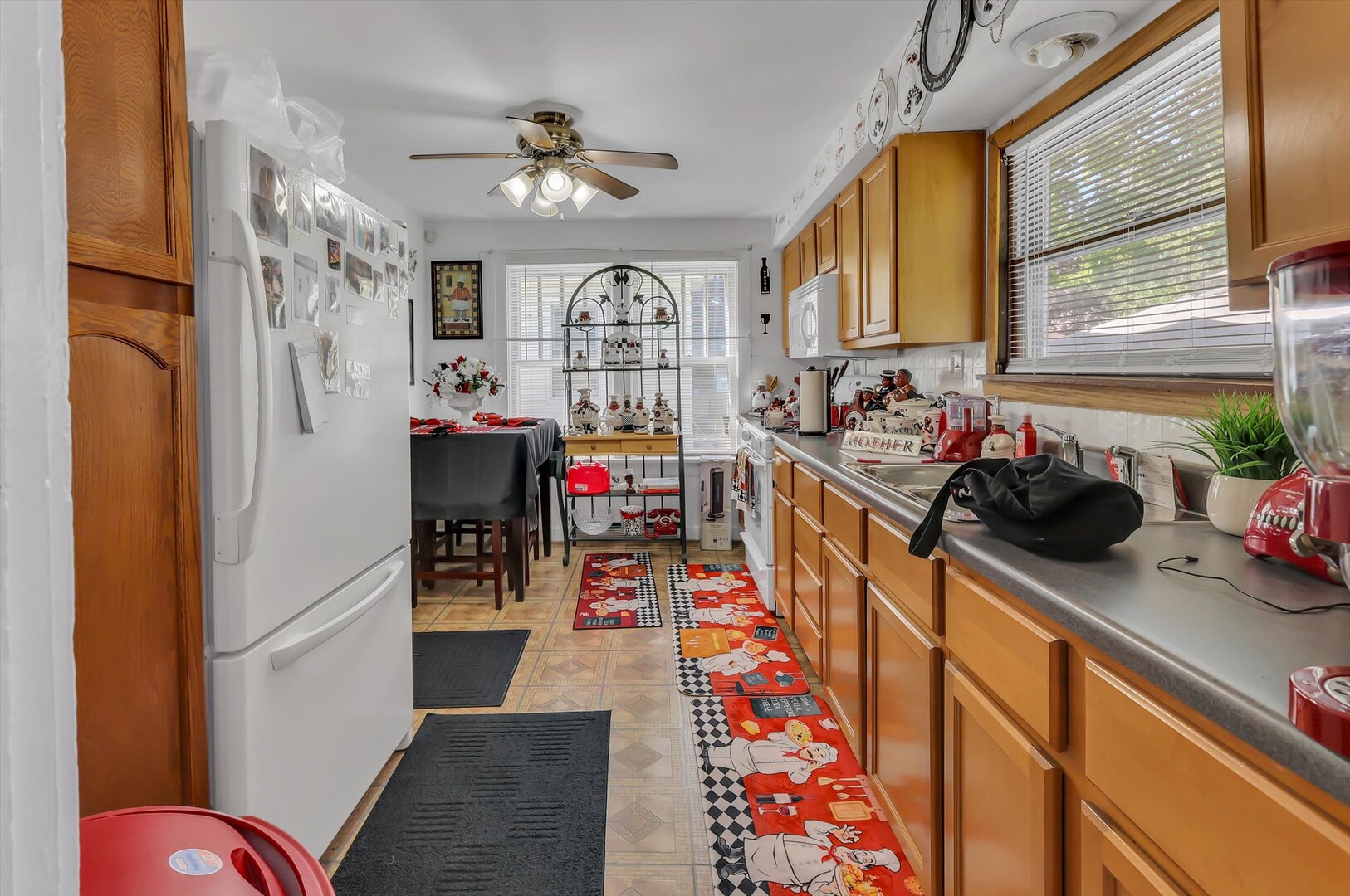 3018 Enoch Avenue