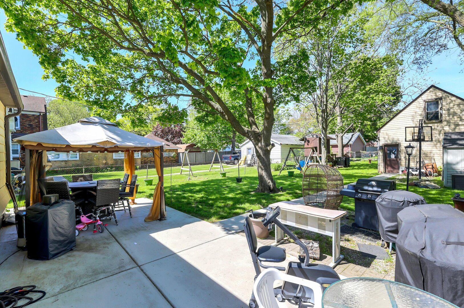 3018 Enoch Avenue