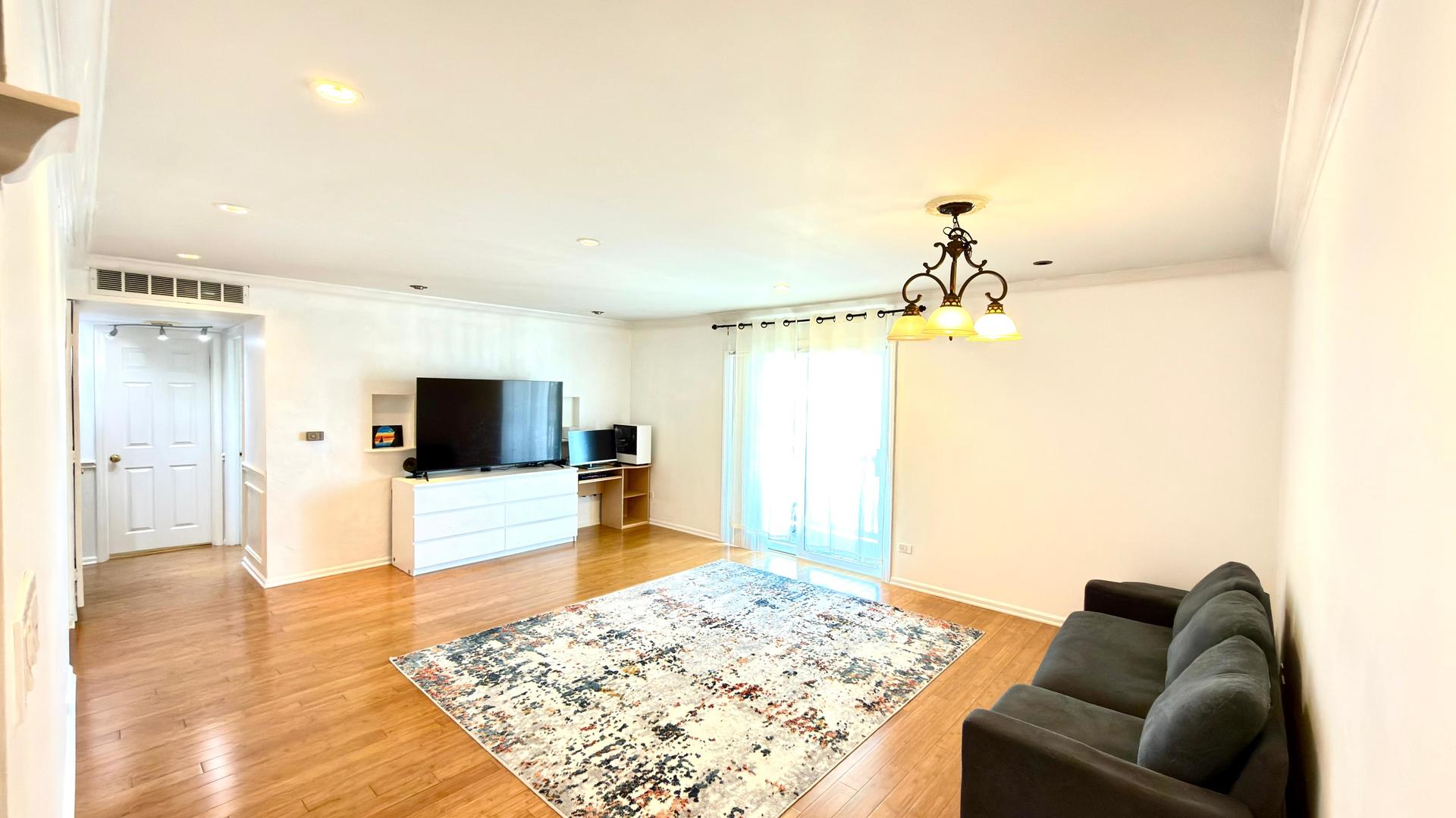 910 Beau Drive Unit: 313