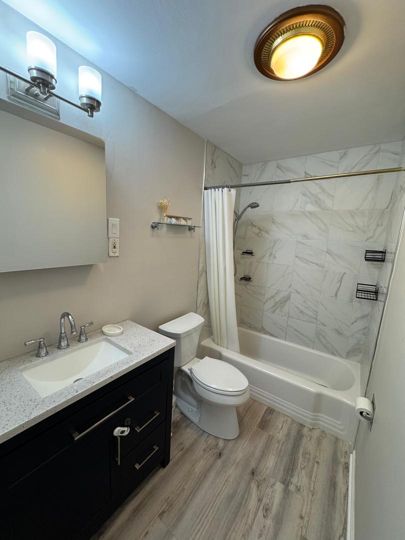 920 Beau Drive Unit: 207