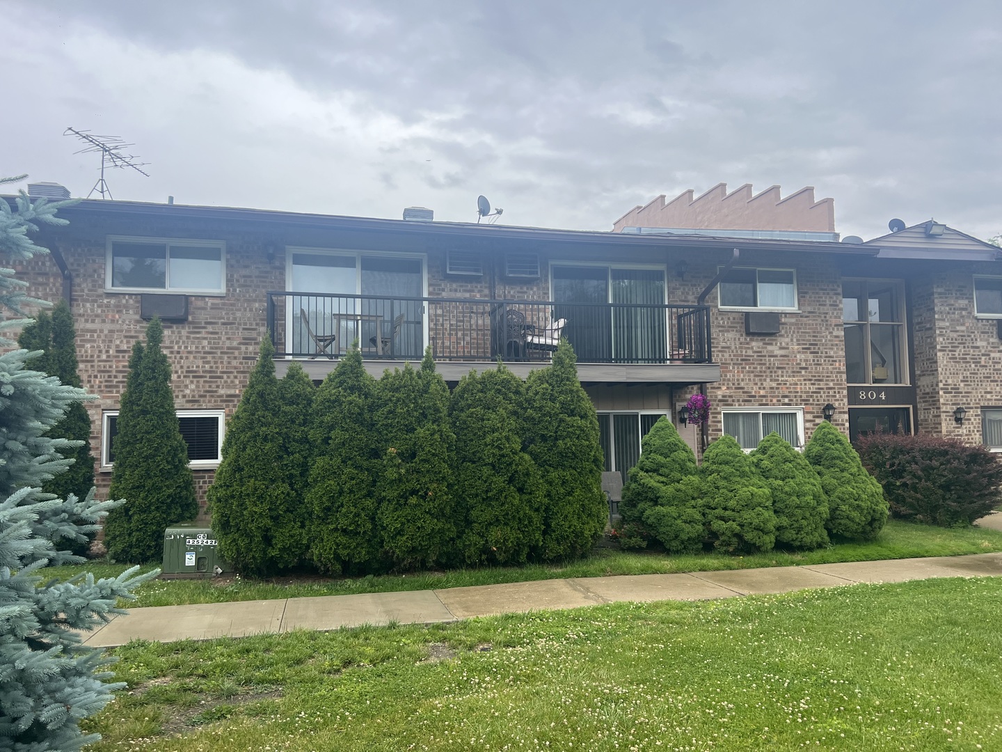 804 E Old Willow Road Unit: 108