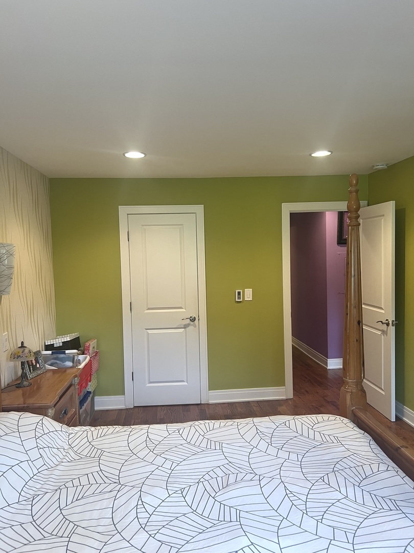 804 E Old Willow Road Unit: 108