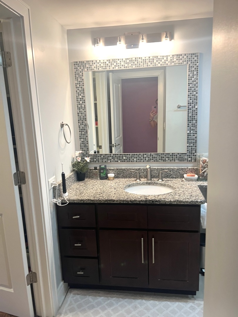 804 E Old Willow Road Unit: 108