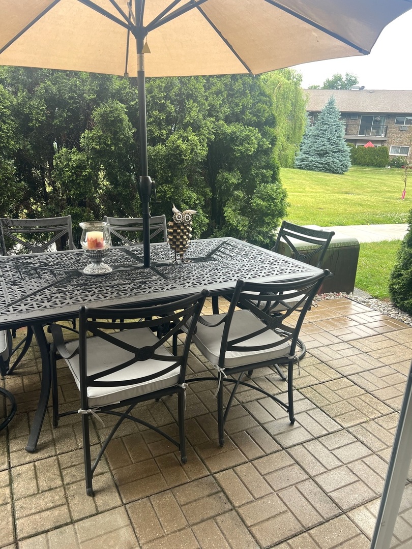 804 E Old Willow Road Unit: 108