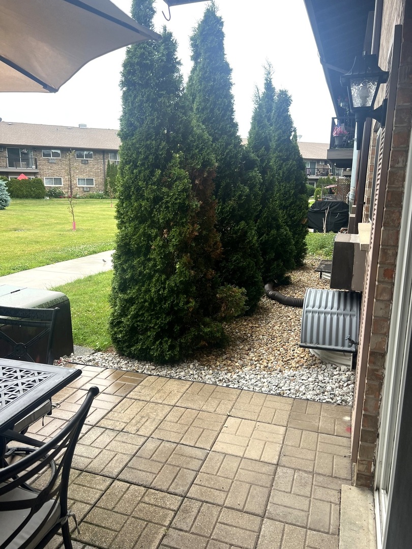 804 E Old Willow Road Unit: 108