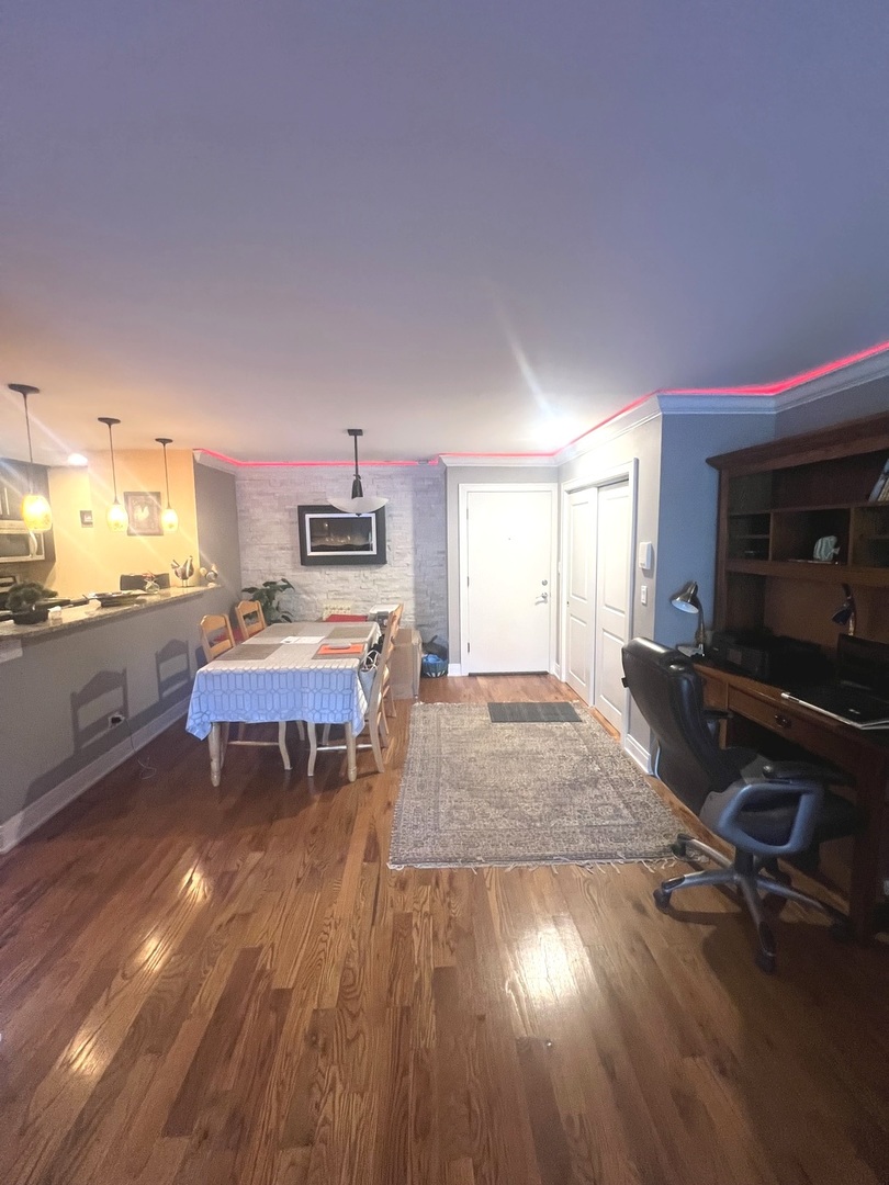 804 E Old Willow Road Unit: 108