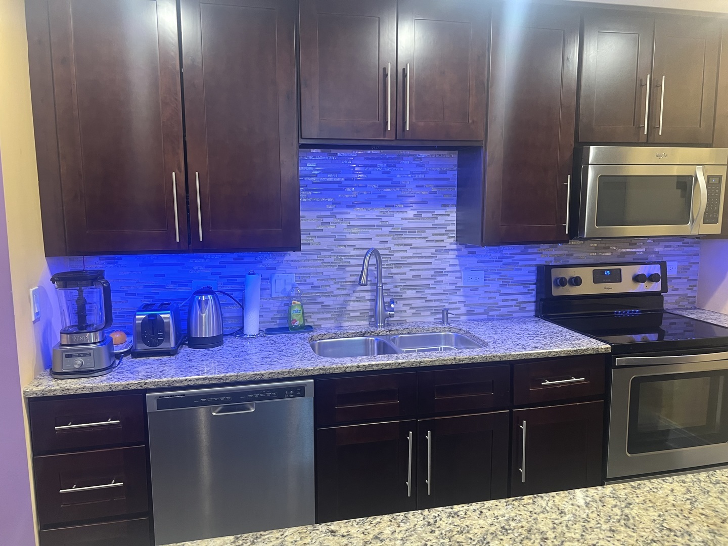 804 E Old Willow Road Unit: 108