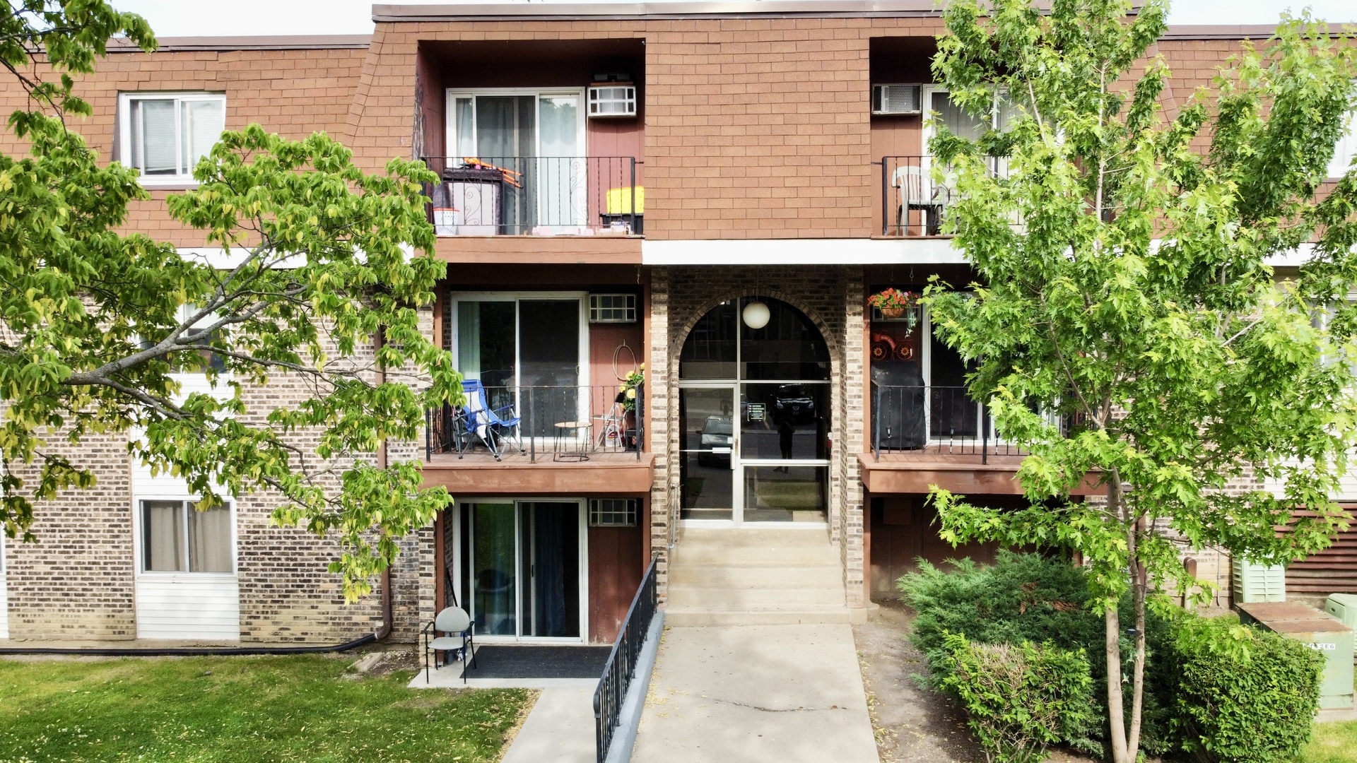 1085 Knoll Lane Unit: 207
