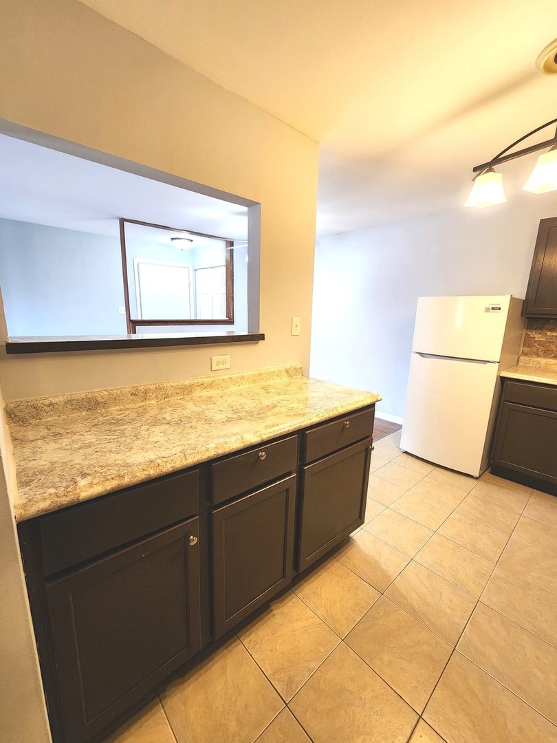 1085 Knoll Lane Unit: 207