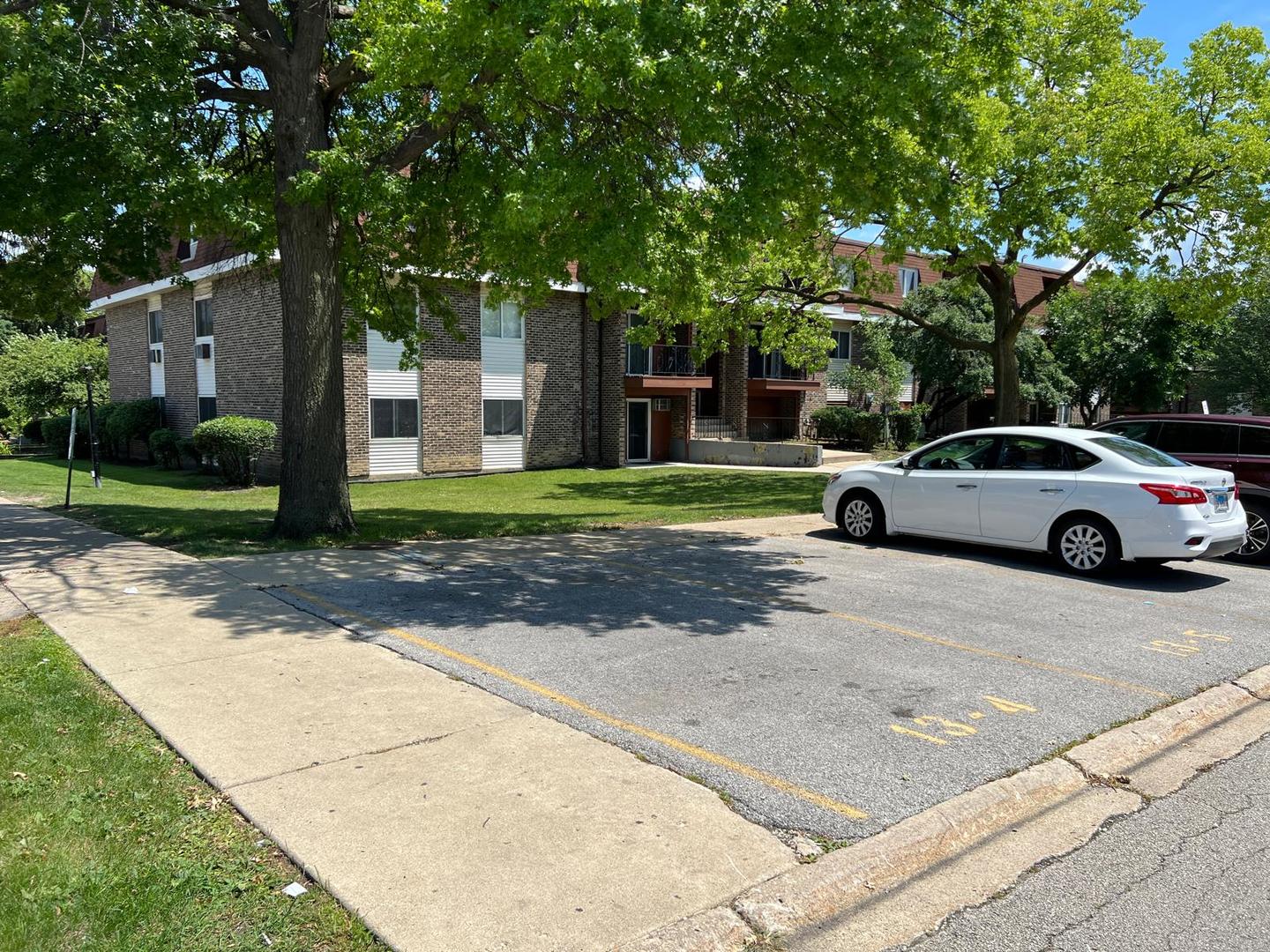 1085 Knoll Lane Unit: 207