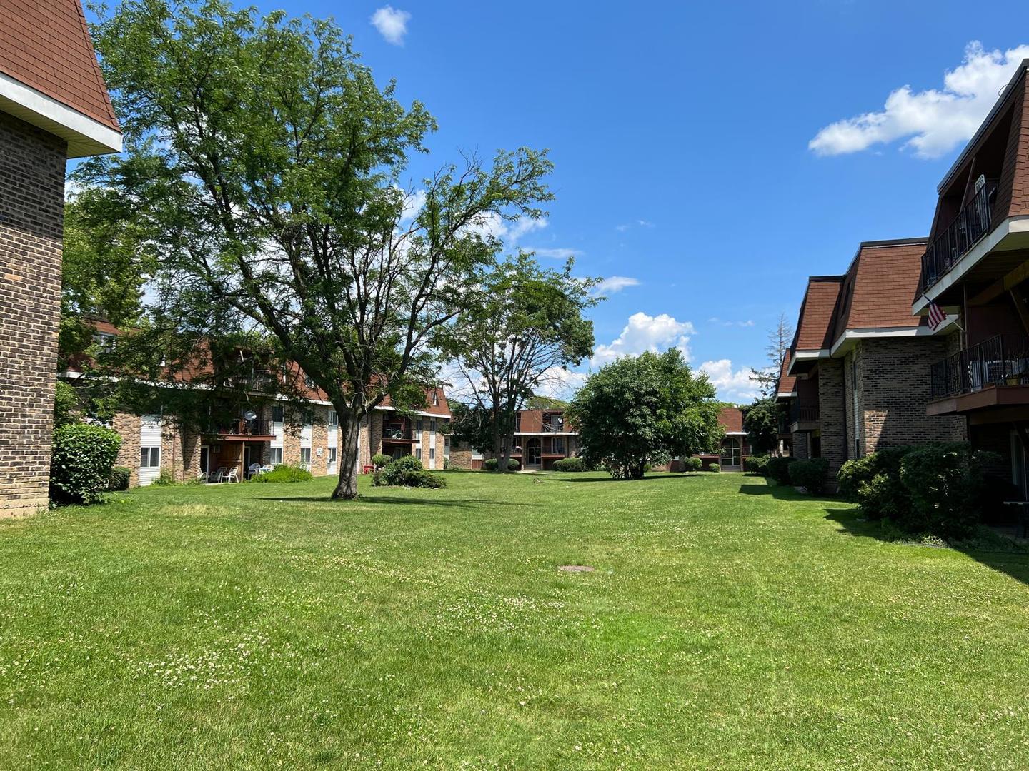 1085 Knoll Lane Unit: 207