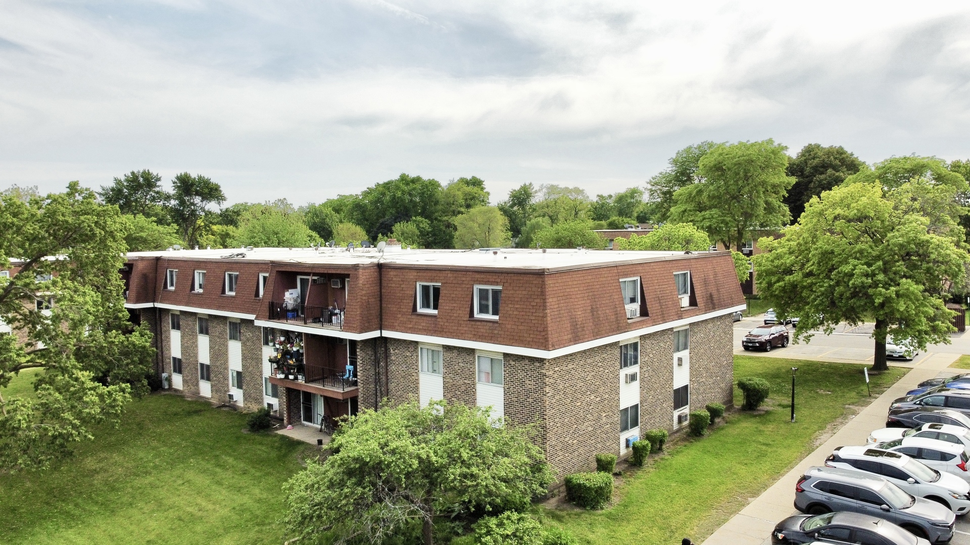 1085 Knoll Lane Unit: 207