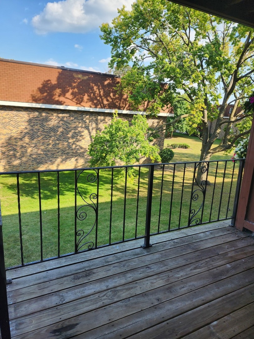1085 Knoll Lane Unit: 207