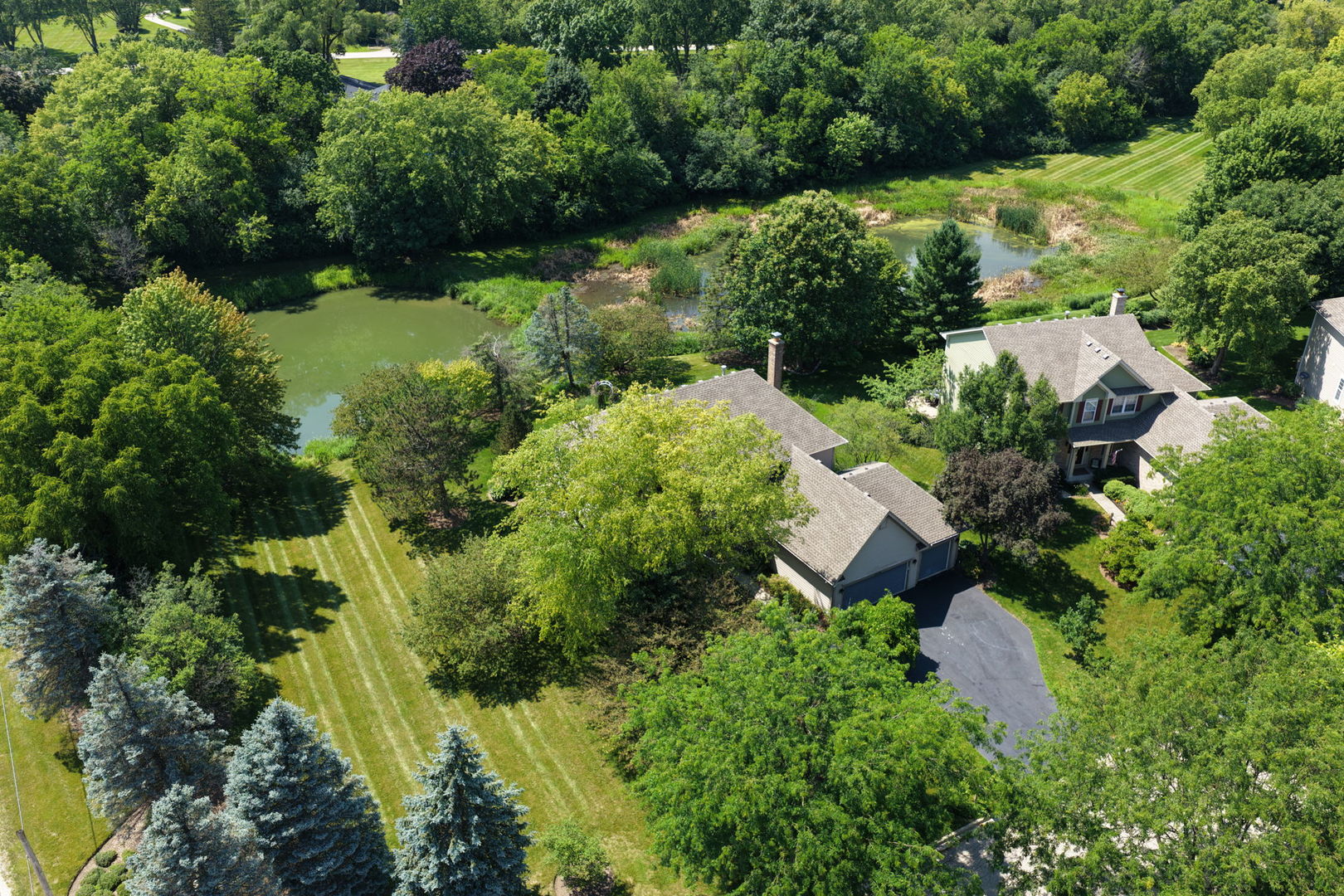 1476 Columbia Lane