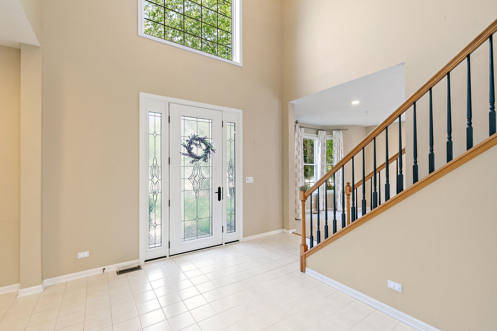 1476 Columbia Lane